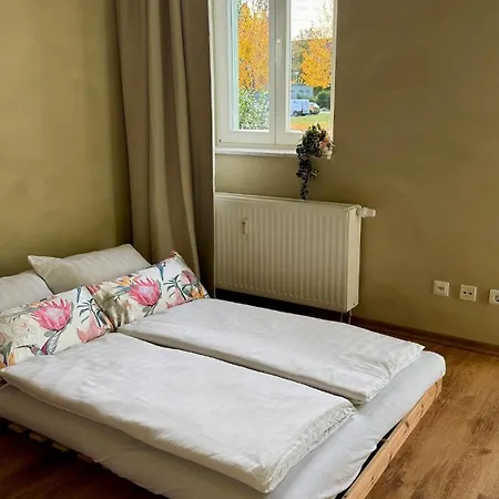 Lägenhet Nordic Zen Loft Mit Garten *